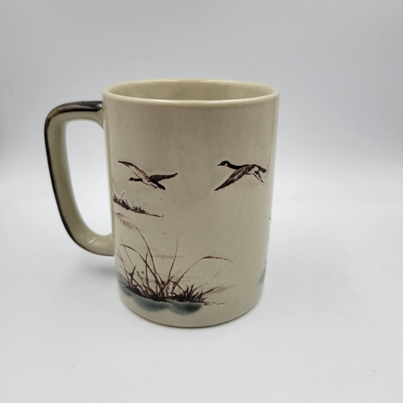 Vintage Stoneware Duck Mug - Picture 2 of 6